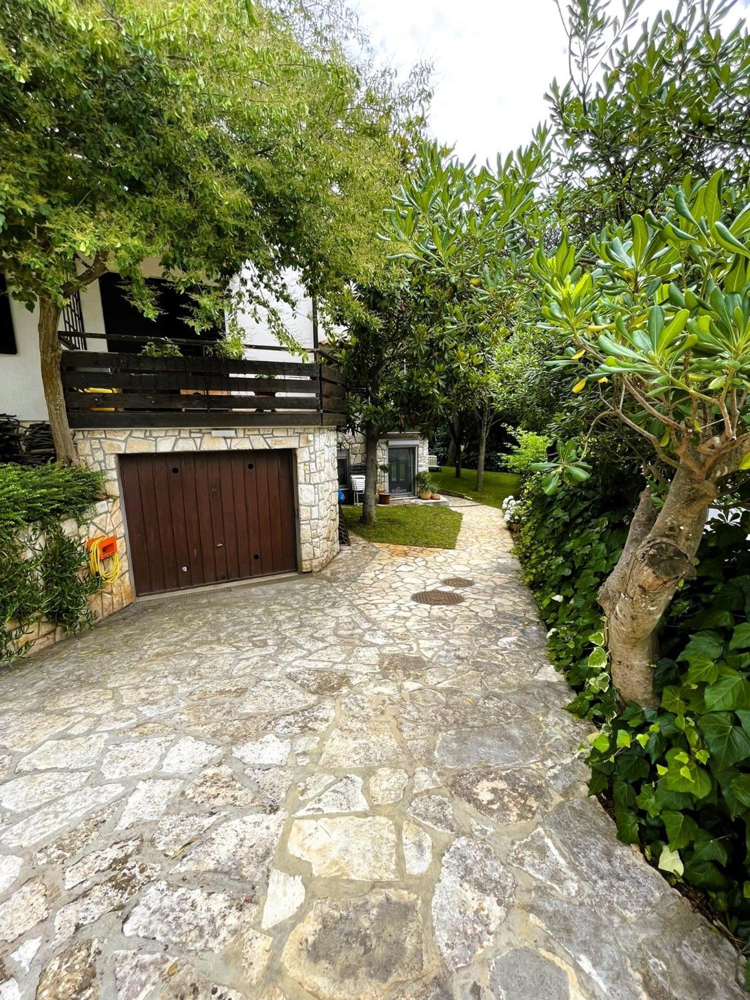 Apartment Balthazar โรวีน ภายนอก รูปภาพ
