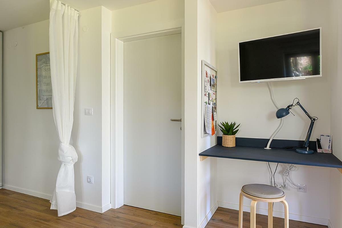 Apartment Balthazar โรวีน ภายนอก รูปภาพ