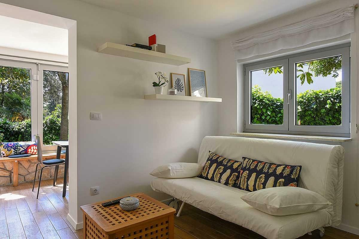 Apartment Balthazar โรวีน ภายนอก รูปภาพ